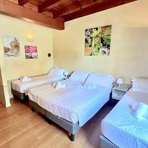 Corte Ferrari -ciao Vacanze- Aparthotel Moniga del Garda